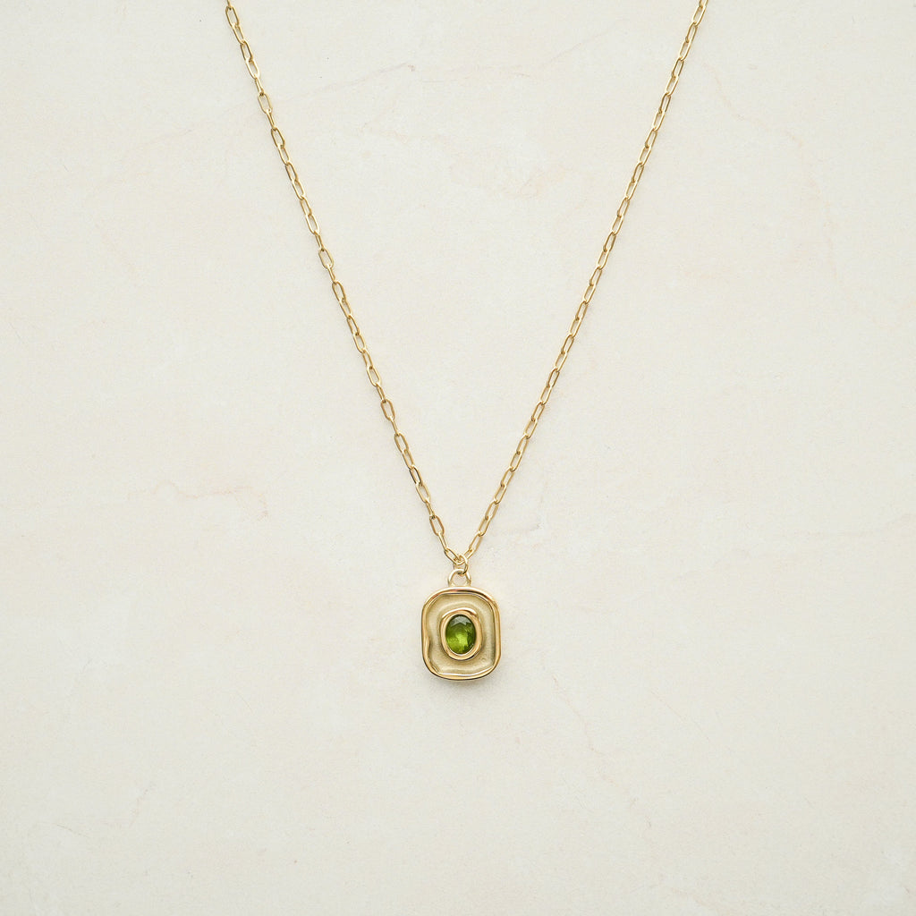 Verde Pendant Necklace