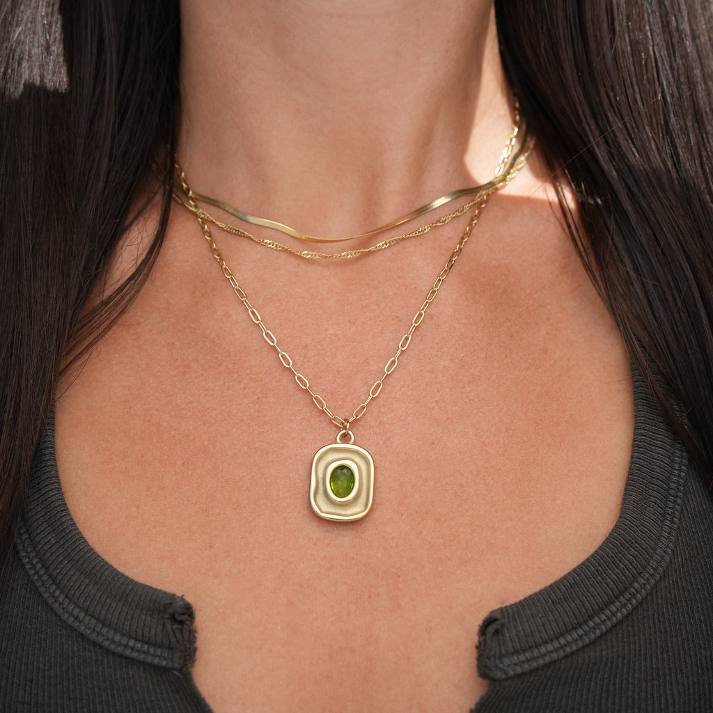 Verde Pendant Necklace