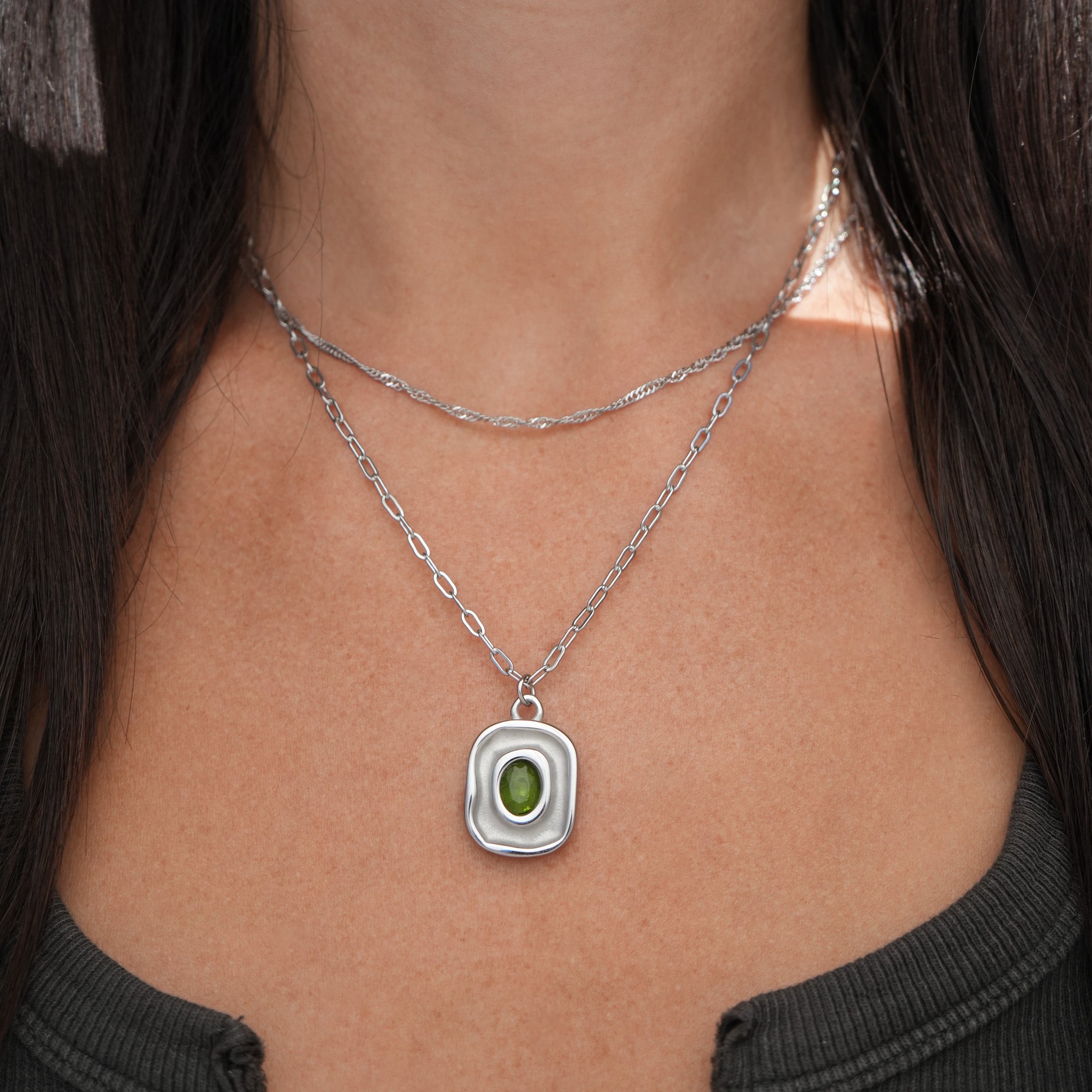 Verde Pendant Necklace